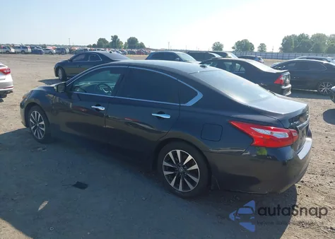 2017 Nissan Altima 2.5 Sl из США, поврежденный, VIN 1N4AL3AP8HC232452